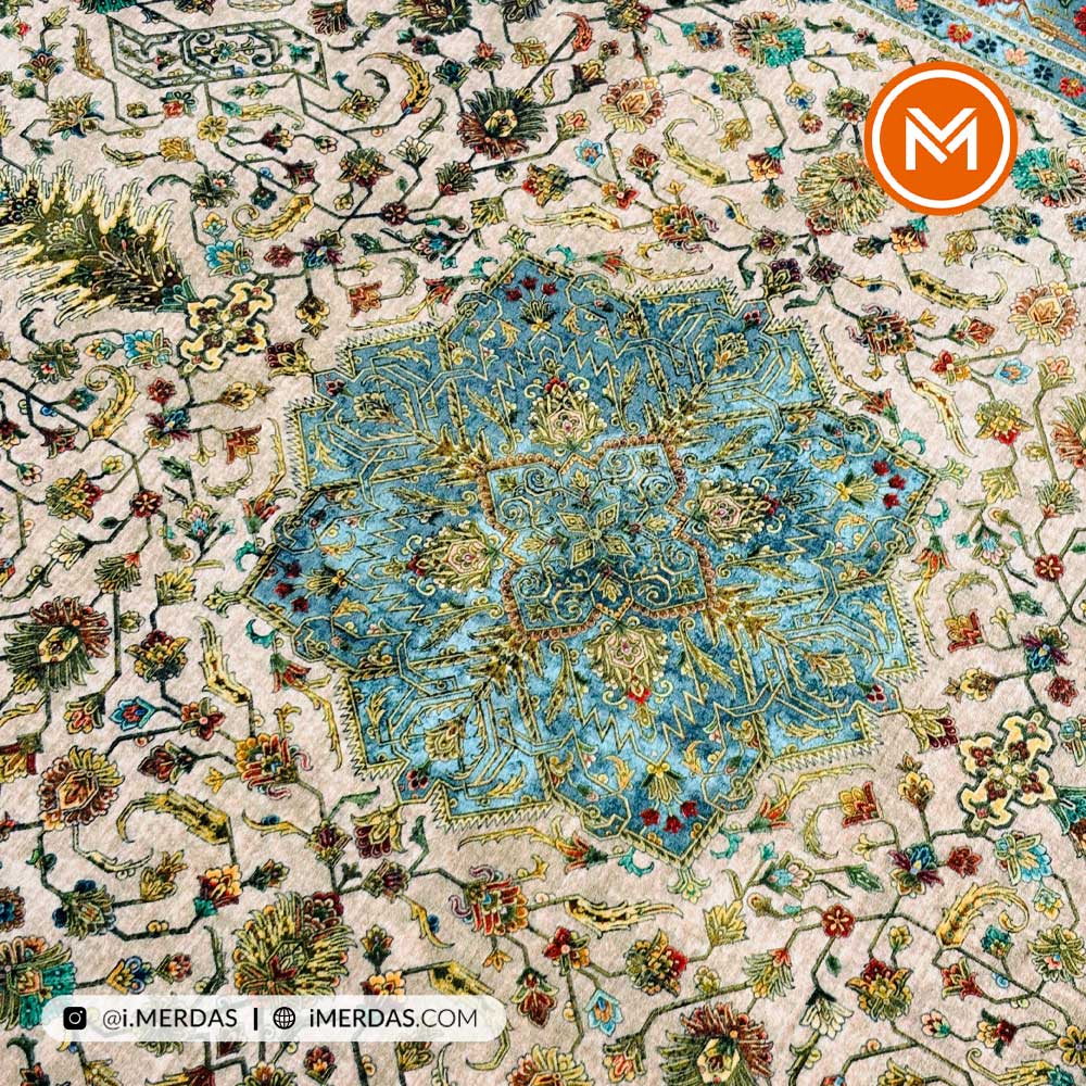 فرش کهنه نما کد Q03103 زمینه تمام رنگ